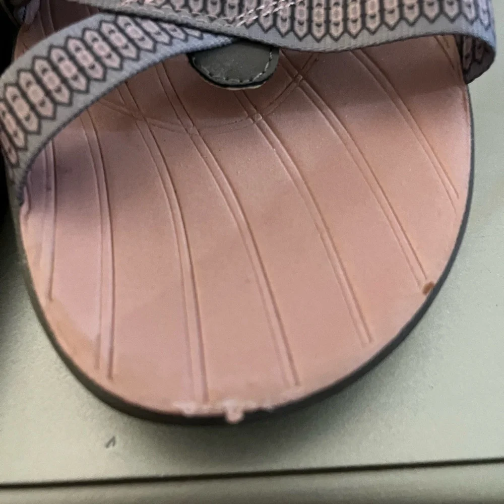 Elegant Pink and Gray Women's Sandals